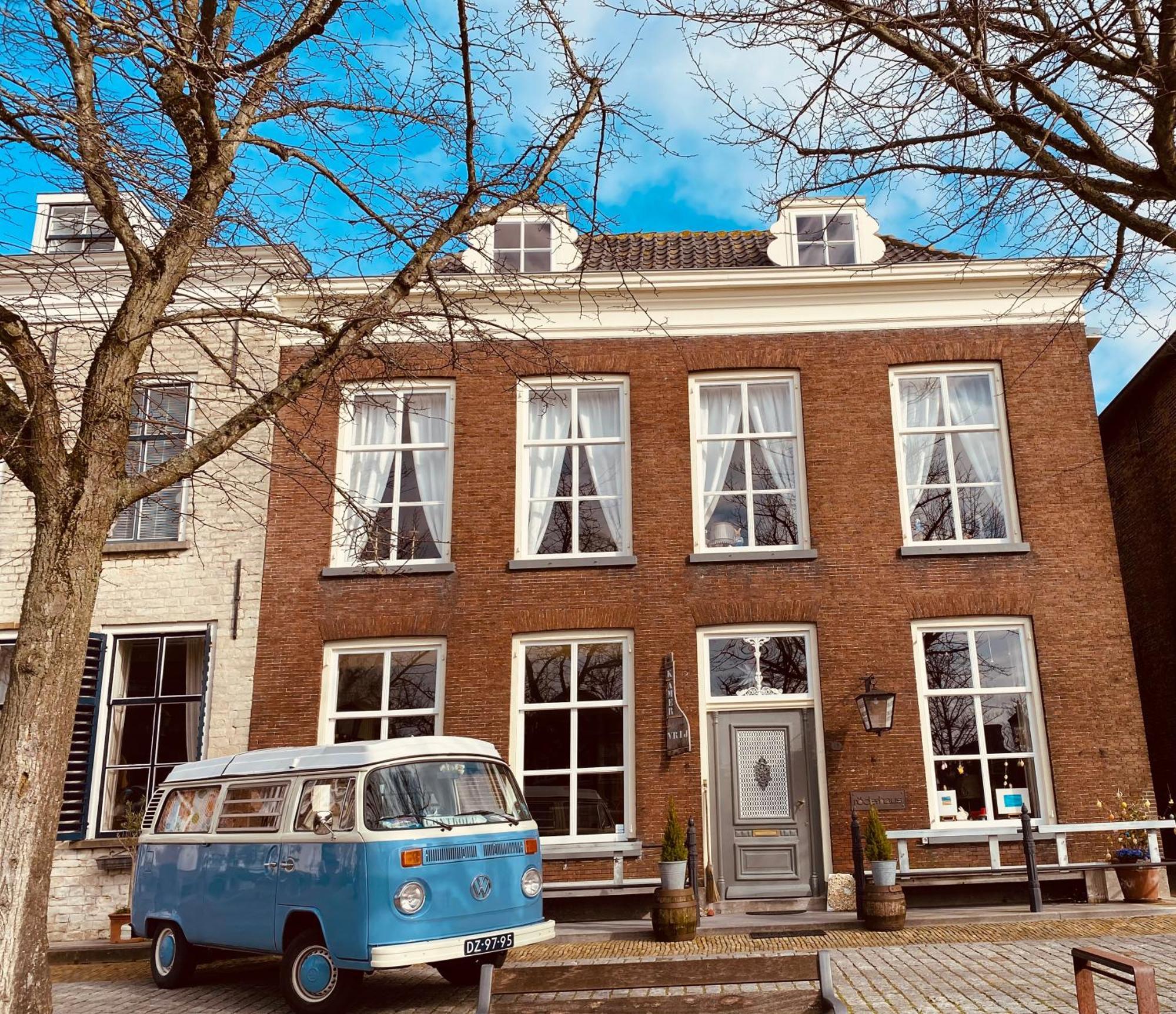 Caravan Stadstuin Goedereede Let Op De Badkamer Moet Met Andere Gasten Gedeeld Worden Esterno foto